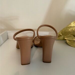 Steve by steve Madden nude heels